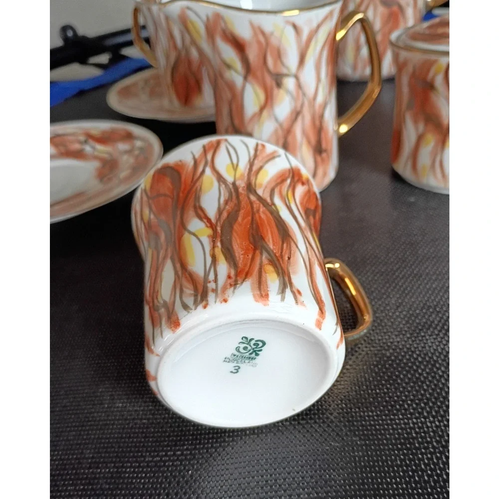 Vintage Włocławek Poland 17 Pc Porcelain Tea Coffee Set Abstract Flame Gold Trim
